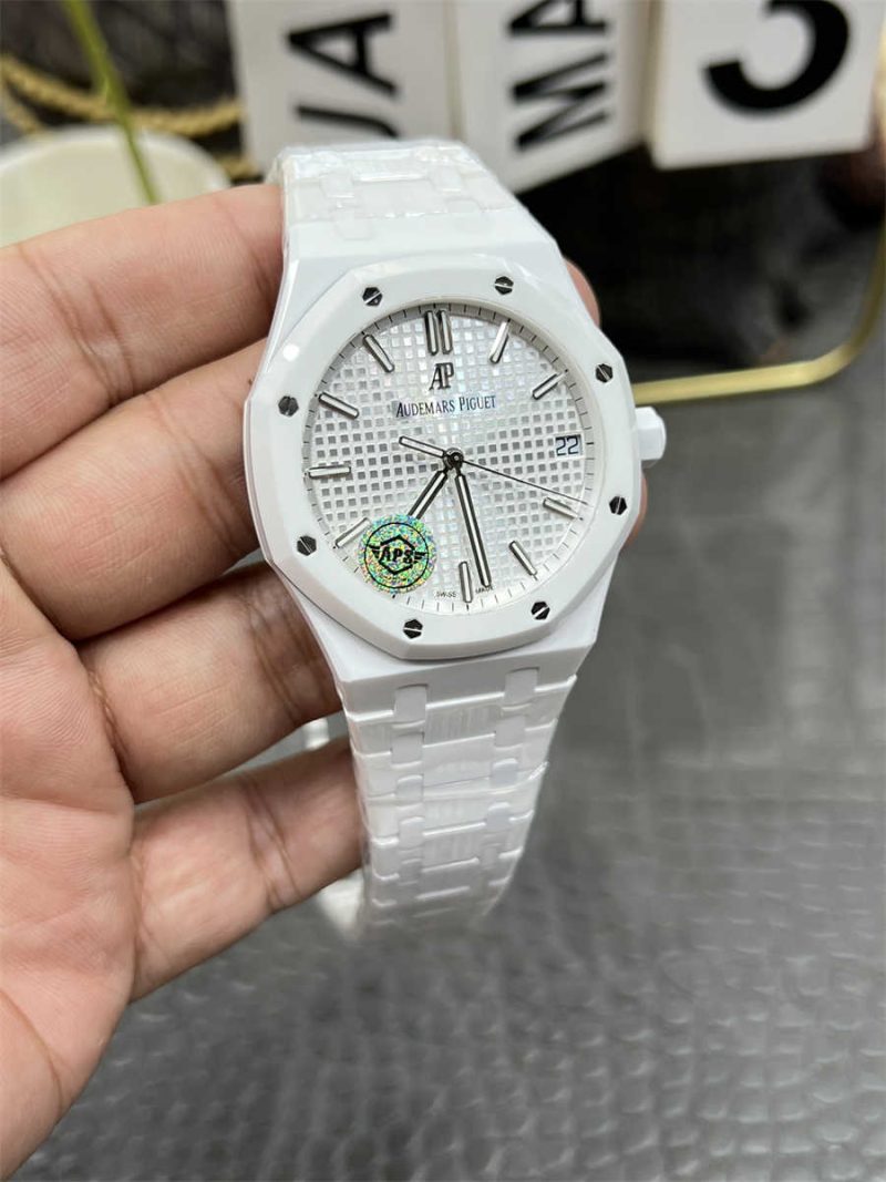 Audemars Piguet Royal Oak 15500ST White Ceramic APS Factory 1:1 Replica - Image 3