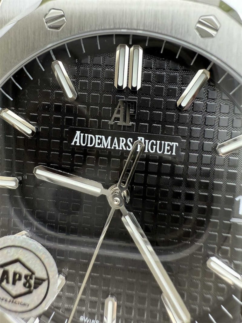 Audemars Piguet Royal Oak 15500ST 41mm 1:1 Replica Homage 15500ST.OO.1220ST.01 - Image 3