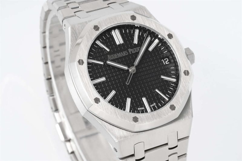 Audemars Piguet Royal Oak 15510ST Black 41 mm 1:1 Replica Watch - Image 3