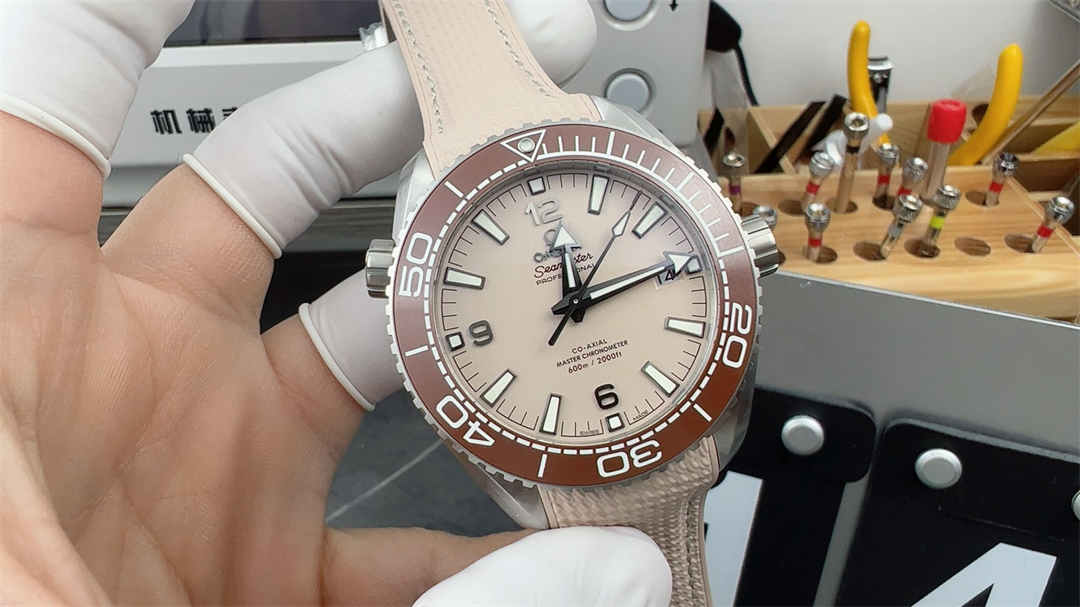 Replica timepiece pricing