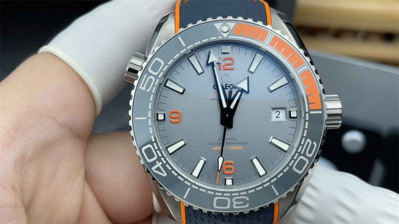 Omega Seamaster Planet Ocean 600M 215.92.44.21.99.001 43.5mm Titanium Replica - Image 3