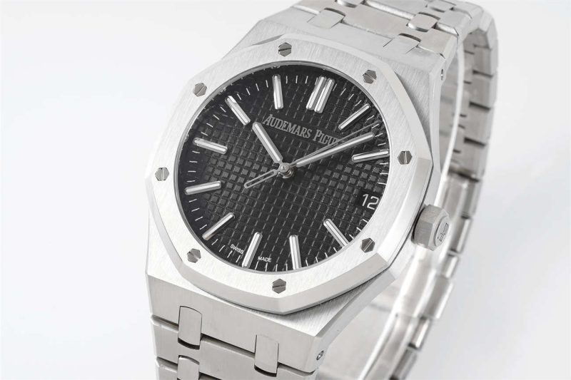 Audemars Piguet Royal Oak 15510ST Black 41 mm 1:1 Replica Watch - Image 4