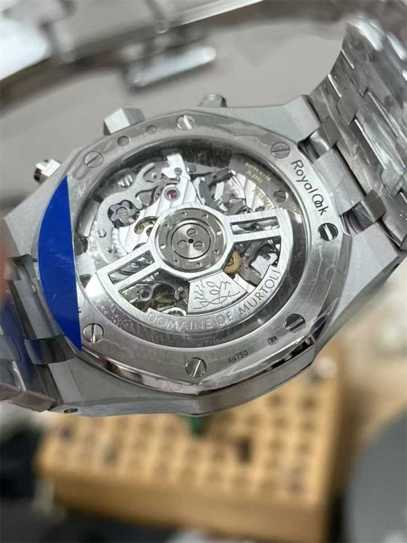 Audemars Piguet Royal Oak 26240BC.OO.1320BC.01 Chronograph 41mm Purple Dial 1:1 Replica by APS - Image 4