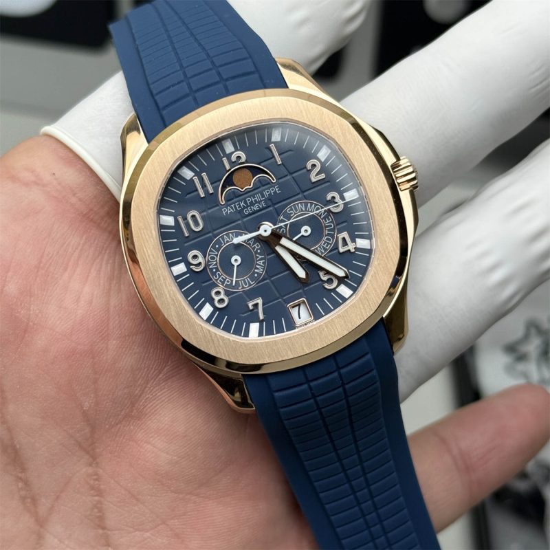Patek Philippe Aquanaut 5261R-001 Replica – 39.9mm Rose Gold Annual Calendar - Image 4