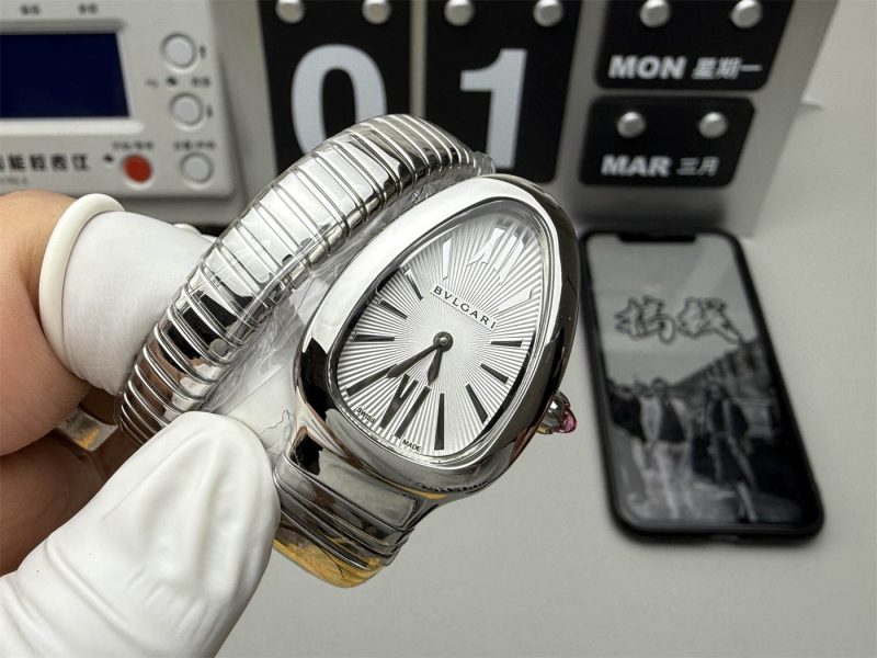 Women’s Watch Serpenti 101828 White Dial Steel 1:1 Replica Homage - Image 4