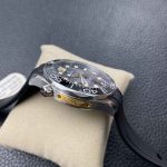 Omega Seamaster Diver 300M 007 Edition 42mm 1:1 Replica Diver Watch - Image 4