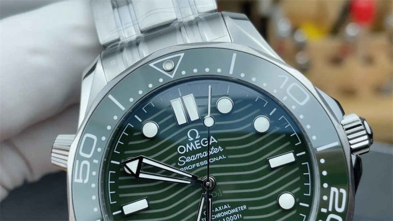 Omega Seamaster Diver 300M 210.30.42.20.10.001 Green Dial 1:1 Replica Watch 42mm - Image 4
