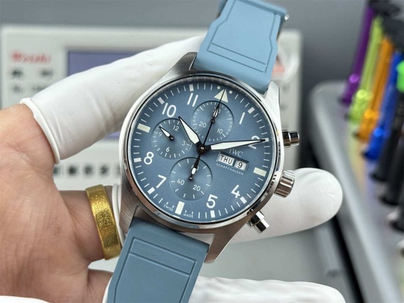 IWC Pilot’s Watch Chronograph AMG IW389409 Miramar Blue 1:1 Replica - Image 4