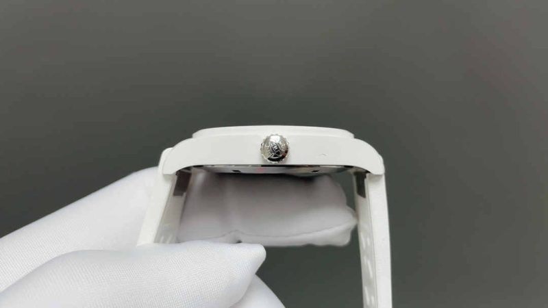 IWC Pilot’s Watch Automatic 41 TOP GUN Lake Tahoe IW328104 1:1 Replica by V7 Factory - Image 4