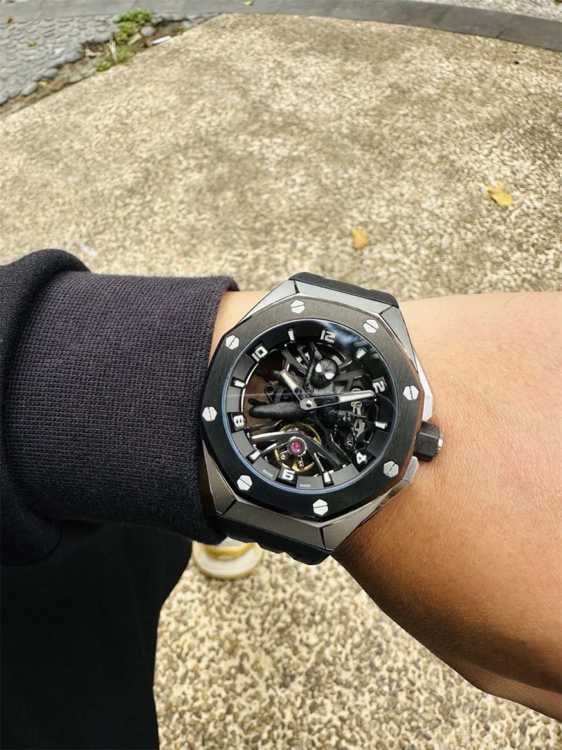 Audemars Piguet Royal Oak Concept Tourbillon "Spider-Man" 26631IO.OO.D002CA.01 1:1 Replica – Black Ceramic Style Tourbillon Marvel Edition - Image 5