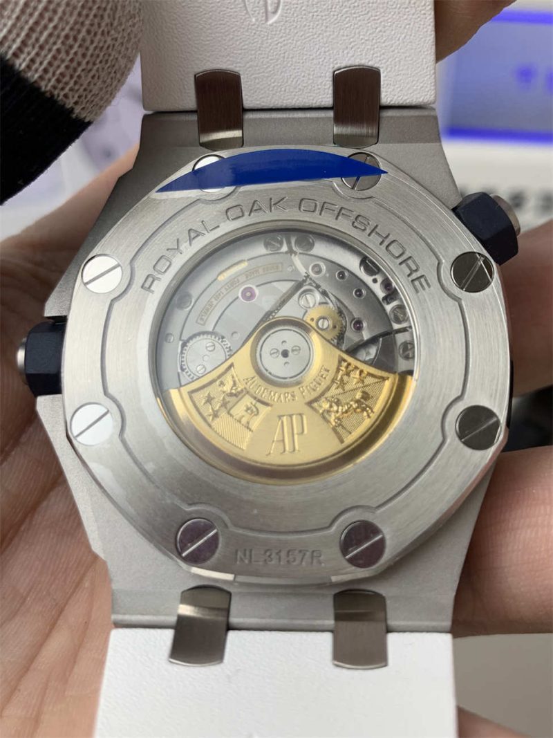 Audemars Piguet Royal Oak Offshore Diver 42mm 15710ST White Dial 1:1 Replica by APS Royal Oak Offshore Diver 42mm 15710ST.OO.A010CA.01 - Image 5