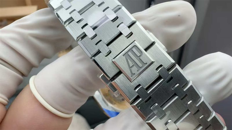 Audemars Piguet Royal Oak 15510ST Green 41mm APS 1:1 Replica Watch - Image 5