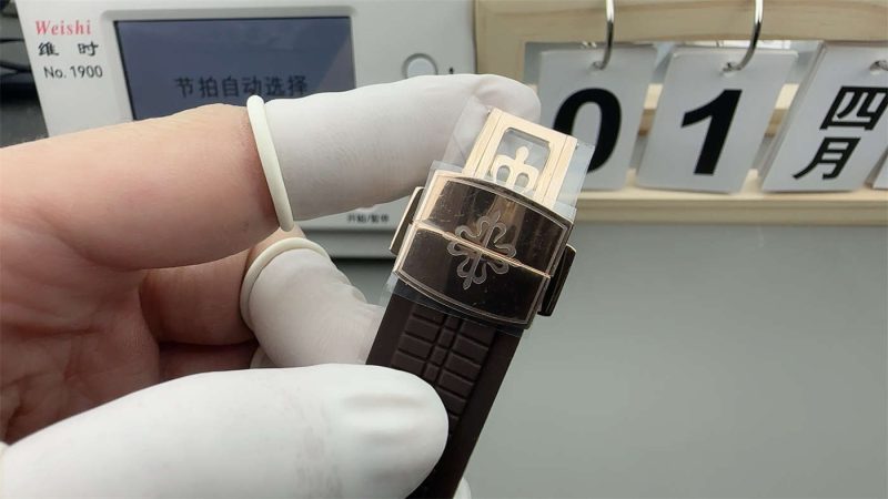 Patek Philippe Aquanaut 5968R-001 1:1 Replica Rose Gold Chronograph - Image 5