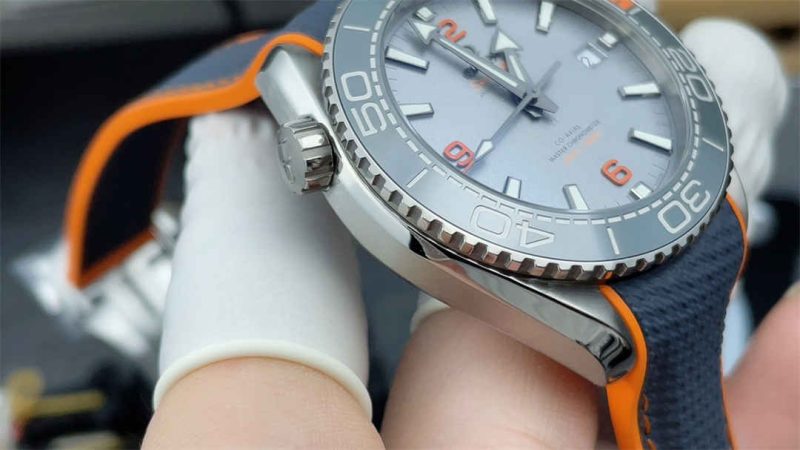 Omega Seamaster Planet Ocean 600M 215.92.44.21.99.001 43.5mm Titanium Replica - Image 5
