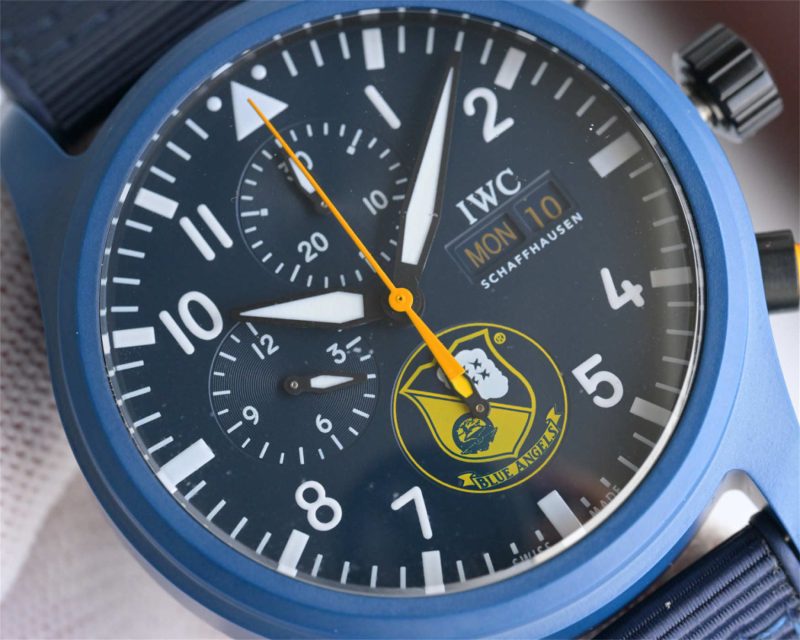 IWC Pilot’s Watch Chronograph Royal Maces IW389109 V3 1:1 Replica by ZF - Image 6