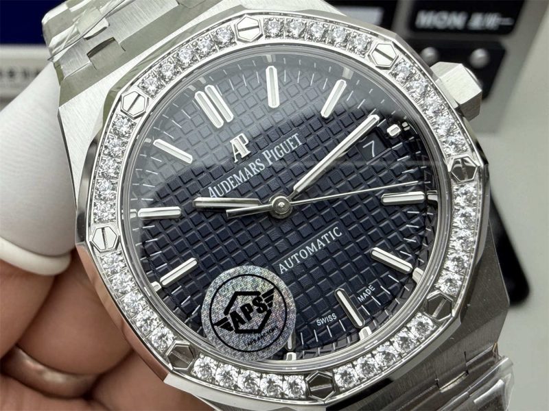 Audemars Piguet Royal Oak 15451ST.ZZ.1256ST.03 37mm Blue Dial 1:1 Replica Watch - Image 6