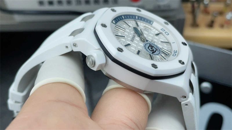 Audemars Piguet Royal Oak Offshore 15707CB.OO.A010CA.01 White Ceramic 1:1 Replica - Image 6