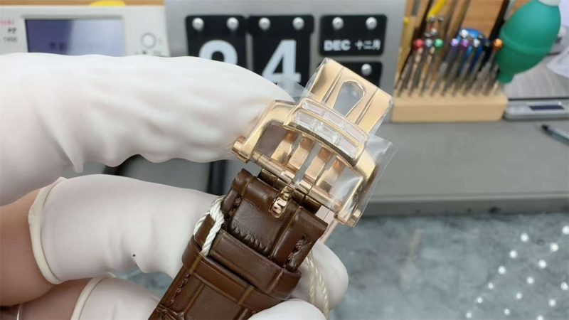 Patek Philippe Nautilus 5712GR-001 Diamond Replica – Custom PPF 1:1 Homage Watch - Image 7