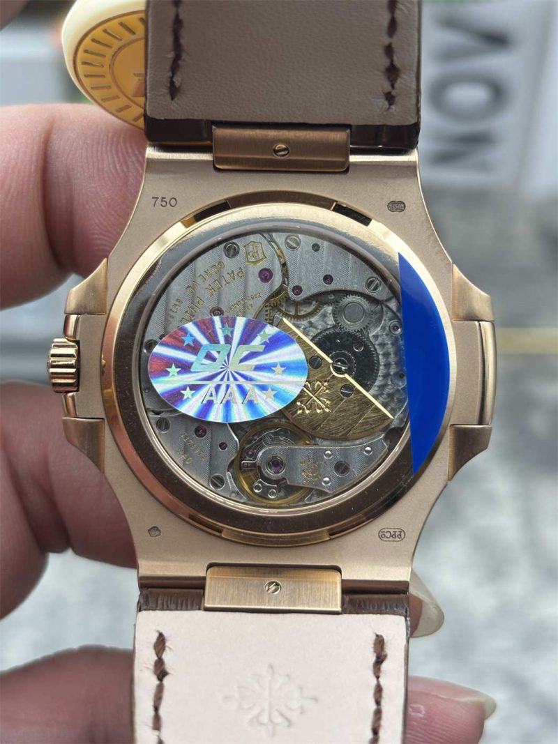 Patek Philippe Nautilus 5712GR-001 1:1 Replica Moonphase Leather Homage Watch - Image 7