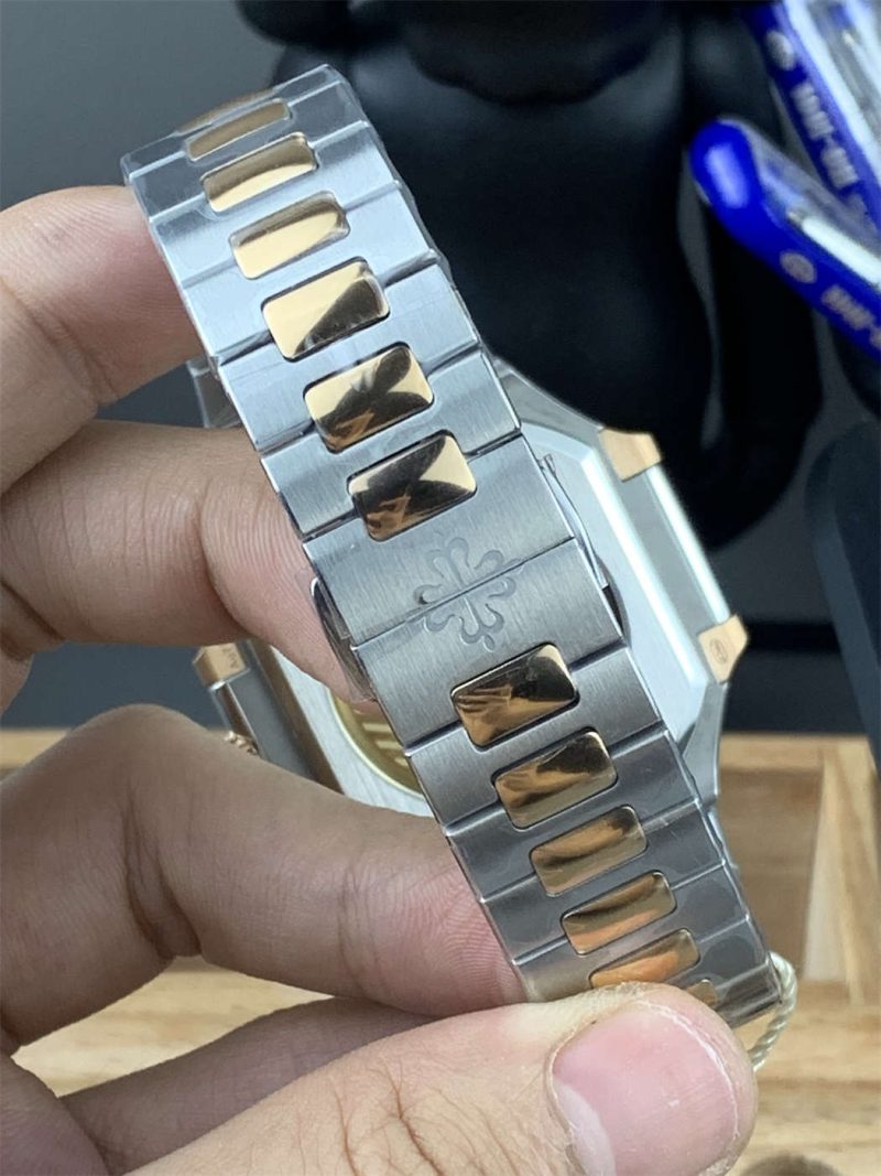 Patek Philippe Cubitus 5821/1AR-001 Two-Tone Blue Dial 1:1 Replica Watch - Image 7