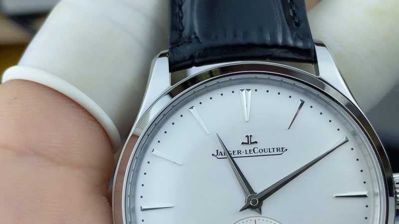 Jaeger-LeCoultre Master Control 1218420 39mm White Dial 1:1 Replica by APS Factory - Image 7