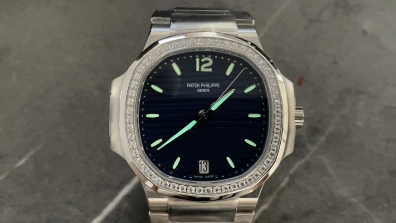 Women's Watch Nautilus 7118/1200A-001 Blue Diamond Bezel 1:1 Replica - Image 7