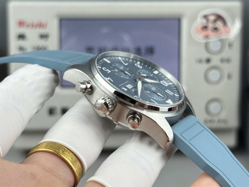 IWC Pilot’s Watch Chronograph AMG IW389409 Miramar Blue 1:1 Replica - Image 7