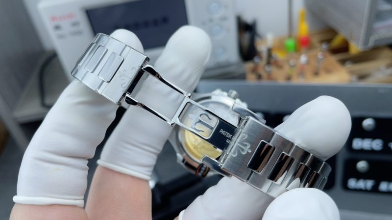 Patek Philippe Nautilus 7118 Grey Diamond Bezel Ladies 1:1 Replica Watch - Image 8