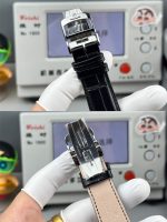 Jaeger-LeCoultre Master Ultra Thin Moon Black Dial 1:1 Replica by GF Factory - Image 8