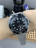 Omega Seamaster Diver 300M 42mm Black 1:1 Replica by VS Factory - Image 8