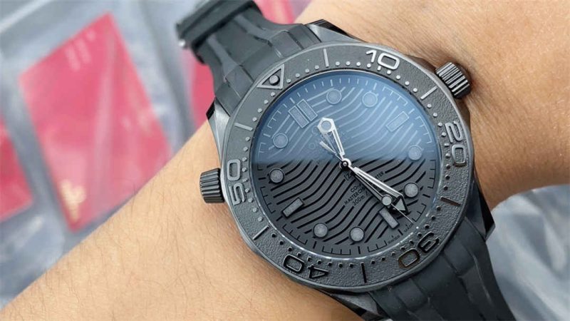 Omega Seamaster Diver 300M Black Ceramic 1:1 Replica Watch - Image 8