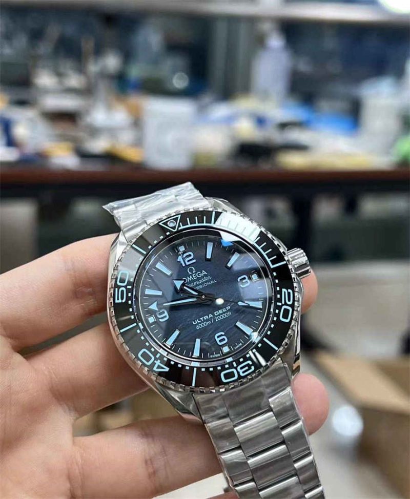 Omega Seamaster Planet Ocean 600M 215.30.46.21.03.002 Blue King 1:1 Replica Diver 45.5mm - Image 8