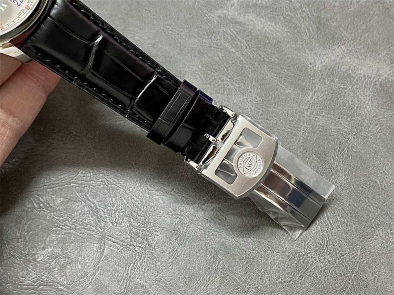 IWC Portugieser Automatic IW500704 7-Day Power Reserve Replica Watch - Image 8