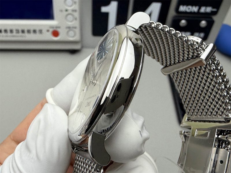 IWC Portofino Automatic IW356505 1:1 Replica – 40mm Milanese Steel - Image 8