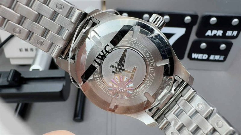 IWC Mark XX Green Dial 1:1 Replica Pilot Watch - Image 8