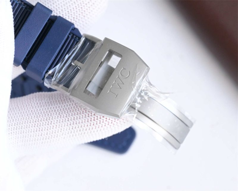 IWC Pilot’s Watch Chronograph Royal Maces IW389109 V3 1:1 Replica by ZF - Image 8