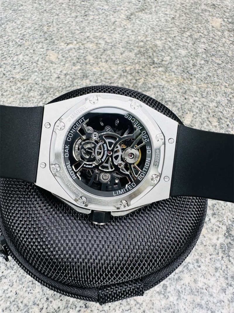 Audemars Piguet Royal Oak Concept Tourbillon "Spider-Man" 26631IO.OO.D002CA.01 1:1 Replica – Black Ceramic Style Tourbillon Marvel Edition - Image 9