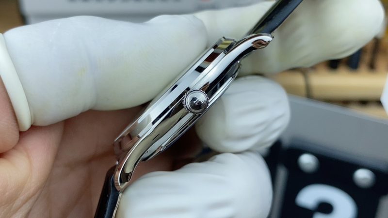 Jaeger-LeCoultre Master Control 1218420 39mm White Dial 1:1 Replica by APS Factory - Image 9