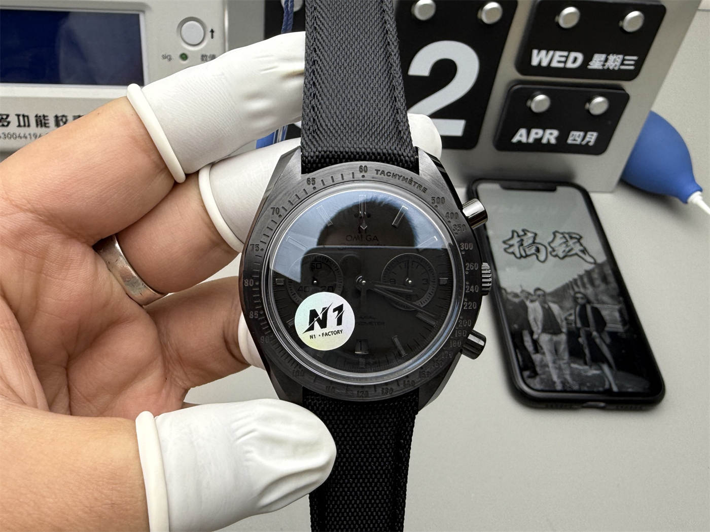 Omega Speedmaster 310.92.44.51.01.003 Dark Side of the Moon 1:1 Replica Chronograph 44.25mm
