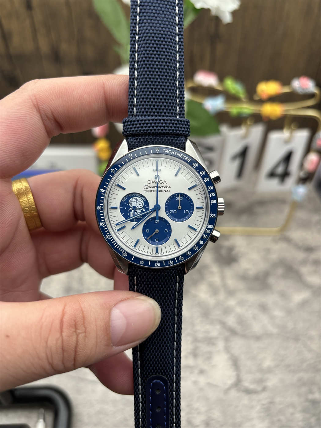 Omega Speedmaster Snoopy 310.32.42.50.02.001 1:1 Replica Silver Snoopy Manual Chronograph 42mm