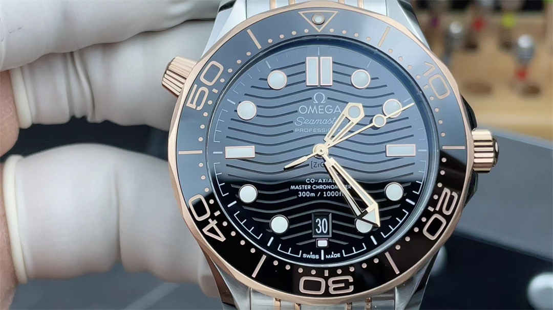 Omega Seamaster Diver 300M 42mm Steel & Rose Gold 1:1 Homage Replica Watch