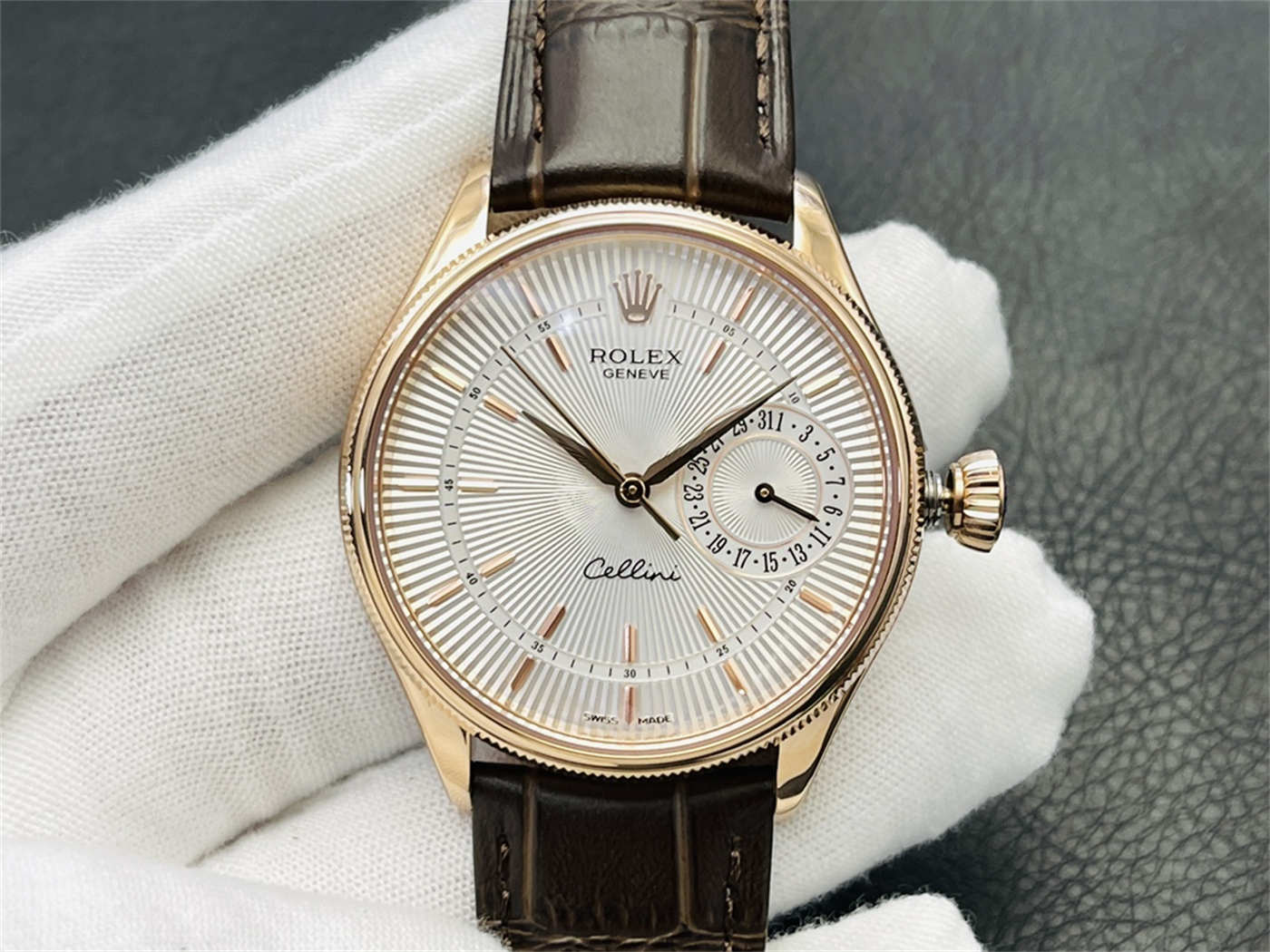 VR Factory Rolex Cellini M50515-0009 Replica – Rose Gold White Dial 39mm