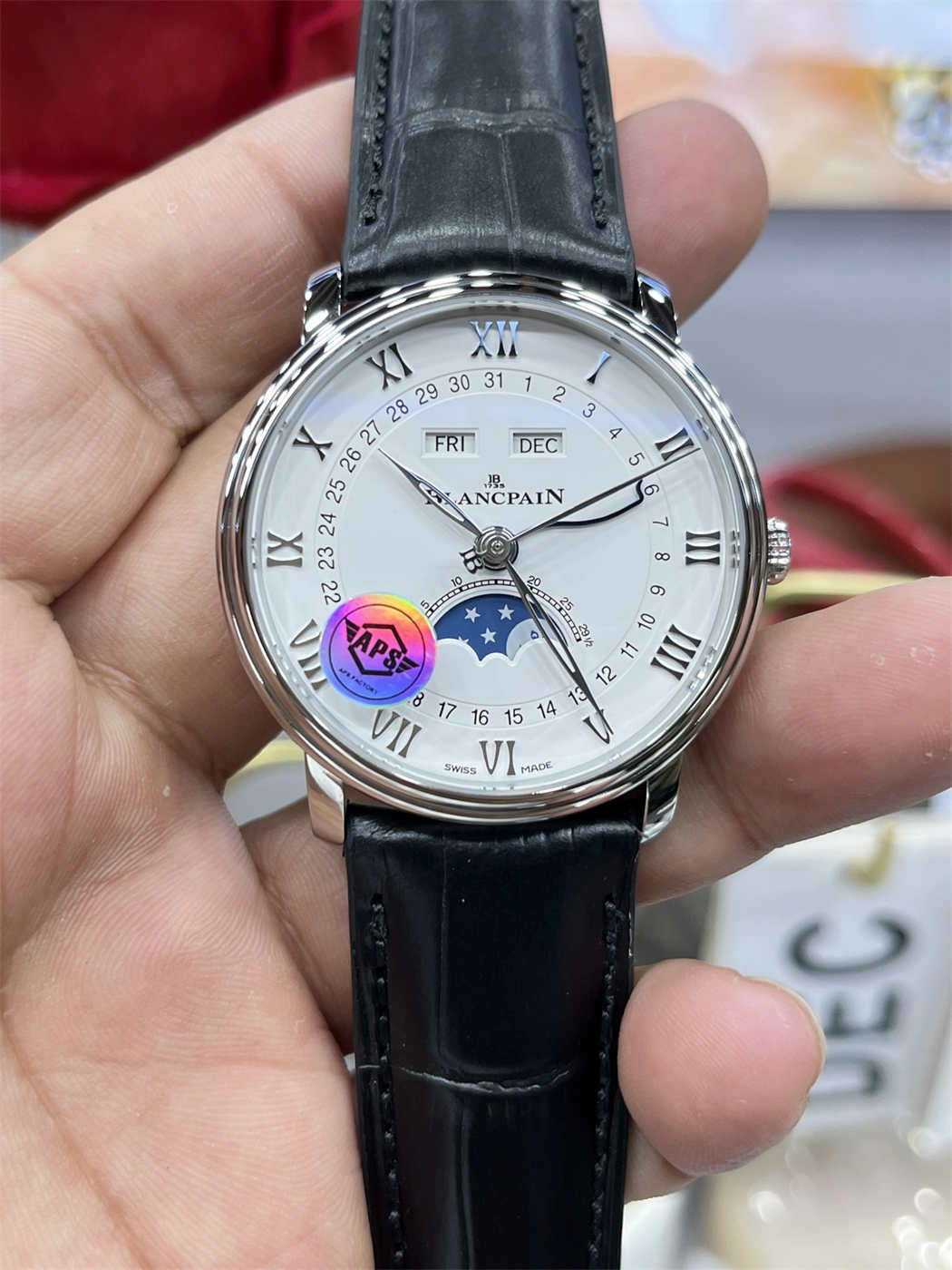 Blancpain Villeret 904L steel case with mirror polishing and brushed finishing