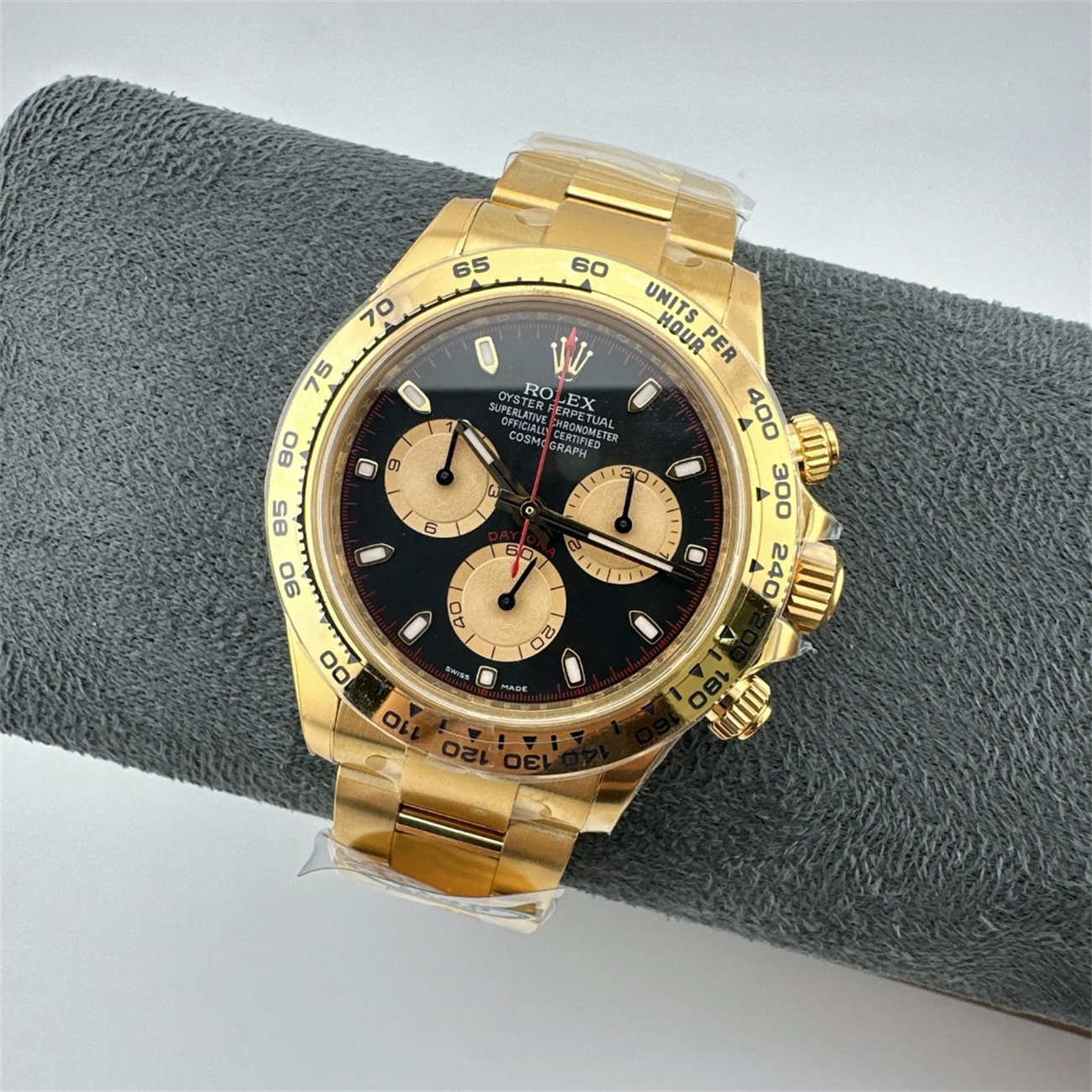 Clean Factory Rolex Daytona 116508 Replica - Yellow Gold Black Dial (Dandong 4130)
