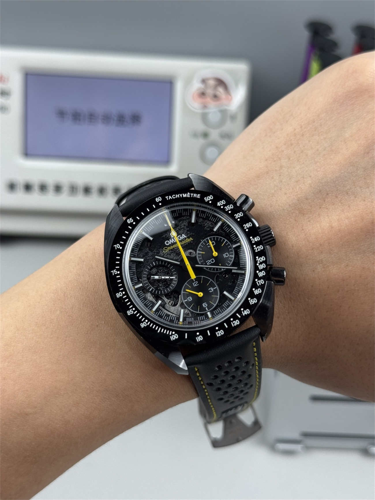 Omega Speedmaster Dark Side of the Moon Apollo 8 311.92.44.30.01.001 1:1 Replica Watch