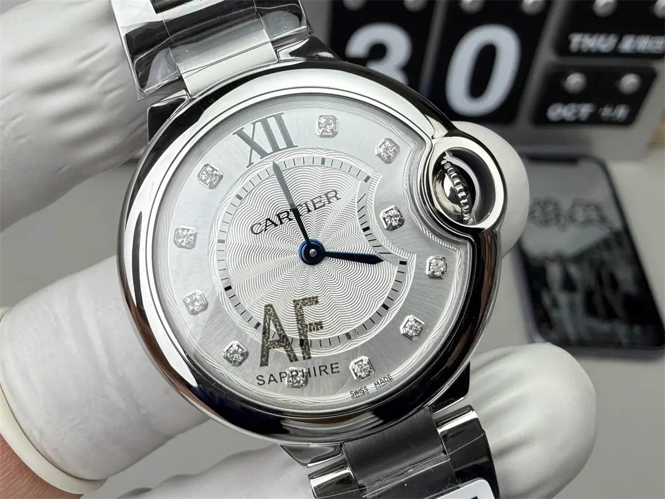 Cartier Ballon Bleu de Cartier 33mm 1:1 Replica Quartz Watch