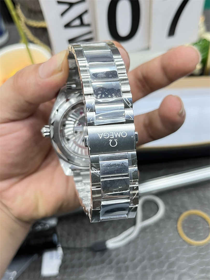 Omega Seamaster Aqua Terra 150M 41mm 1:1 Replica VSF Luxury Watch