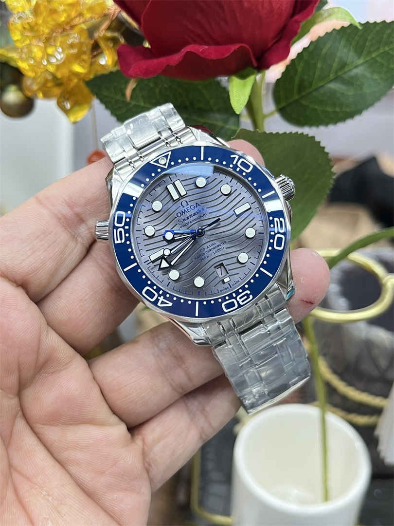 Omega Seamaster Diver 300M 42mm Grey Dial Replica – VSF 1:1 Homage