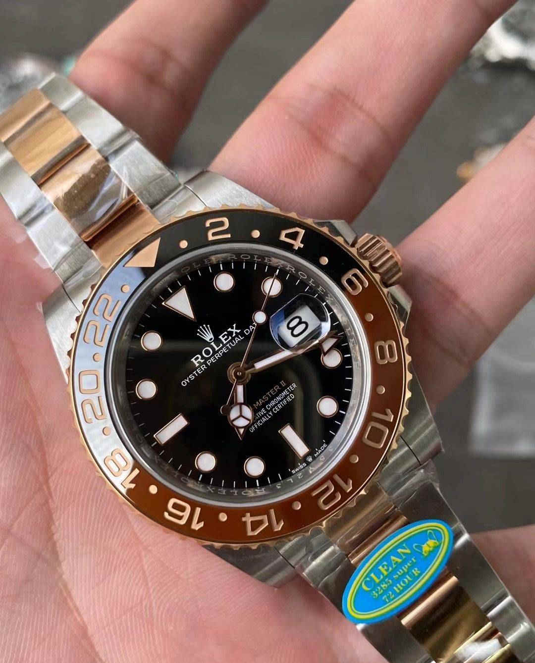Clean Factory GMT Master II CHNR 3285 – Premium CHNR Two-Tone Bezel GMT Replica Watch GMT-Master II 126711CHNR