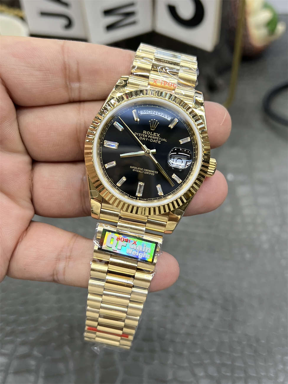 Rolex Day-Date 40 QF Factory 184g Replica – Black Dial, Full-Weight